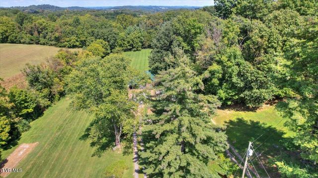 965 Old Gray Station Road, Johnson City, TN 37615