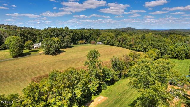 965 Old Gray Station Road, Johnson City, TN 37615