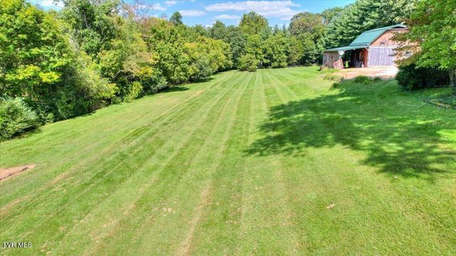 965 Old Gray Station Road, Johnson City, TN 37615