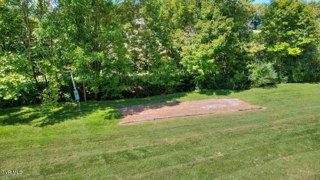 965 Old Gray Station Road, Johnson City, TN 37615