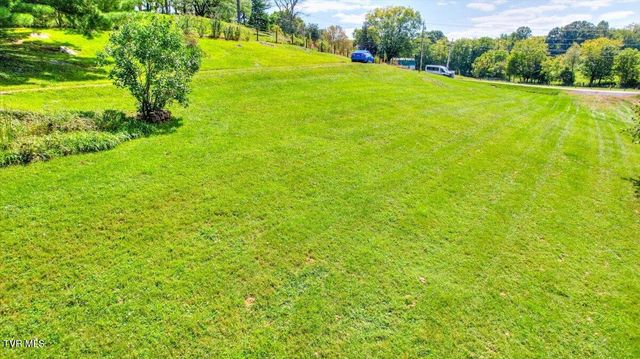 965 Old Gray Station Road, Johnson City, TN 37615