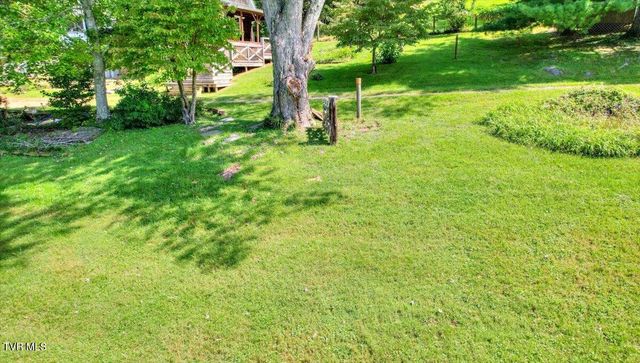 965 Old Gray Station Road, Johnson City, TN 37615