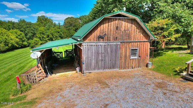965 Old Gray Station Road, Johnson City, TN 37615