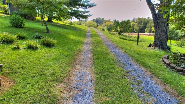 965 Old Gray Station Road, Johnson City, TN 37615