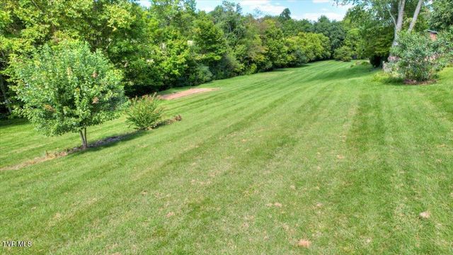 965 Old Gray Station Road, Johnson City, TN 37615