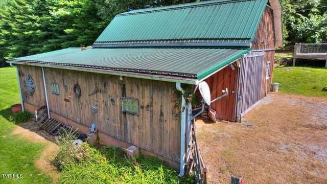 965 Old Gray Station Road, Johnson City, TN 37615