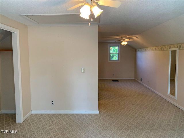 965 Old Gray Station Road, Johnson City, TN 37615