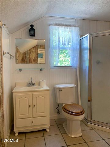 965 Old Gray Station Road, Johnson City, TN 37615