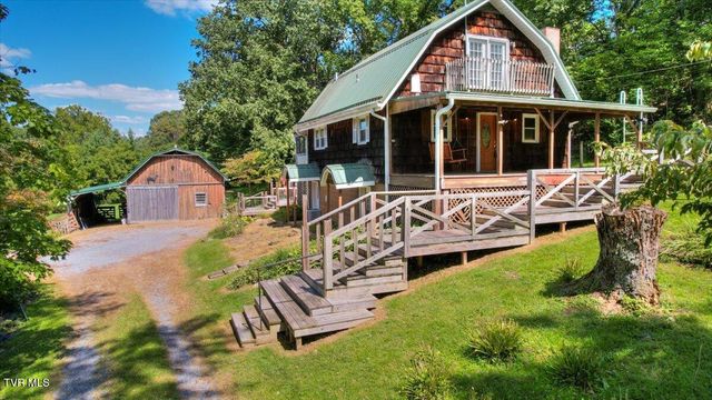 965 Old Gray Station Road, Johnson City, TN 37615