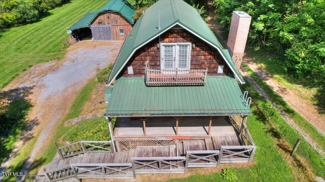 965 Old Gray Station Road, Johnson City, TN 37615