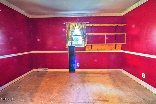 965 Old Gray Station Road, Johnson City, TN 37615