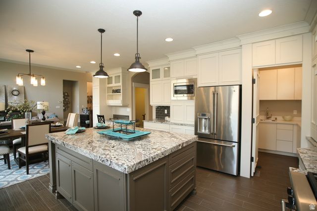 602 W 2825 N, Pleasant View, UT 84414