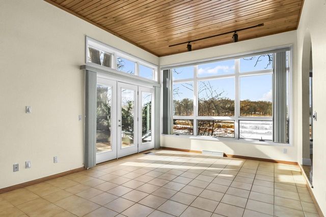 1122 Middleton Street, Madison, WI 53717