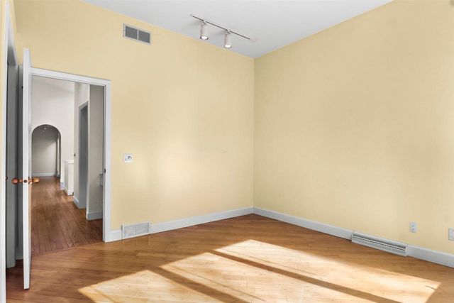 1122 Middleton Street, Madison, WI 53717