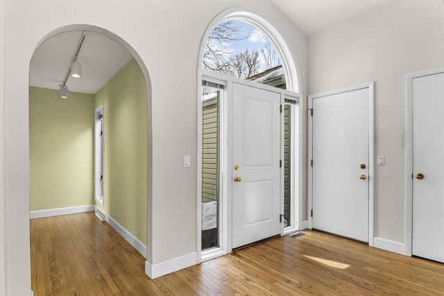 1122 Middleton Street, Madison, WI 53717