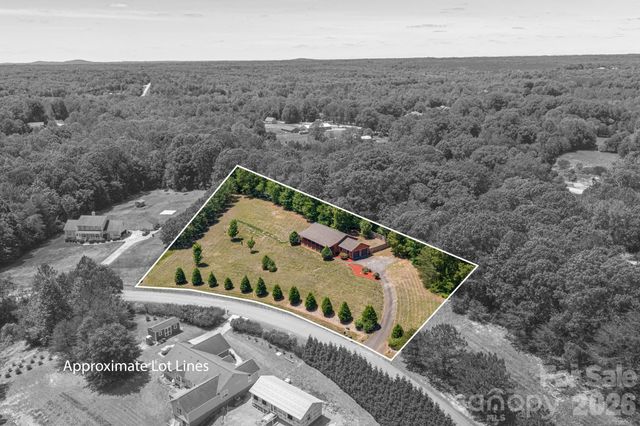 170 Countrytyme Lane, Iron Station, NC 28080