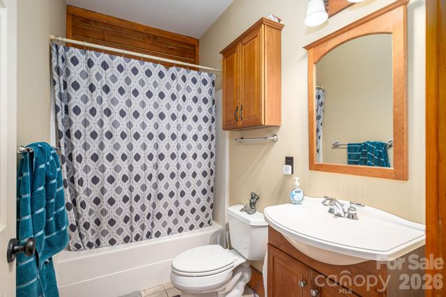 170 Countrytyme Lane, Iron Station, NC 28080