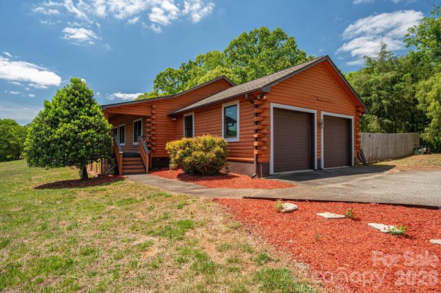 170 Countrytyme Lane, Iron Station, NC 28080