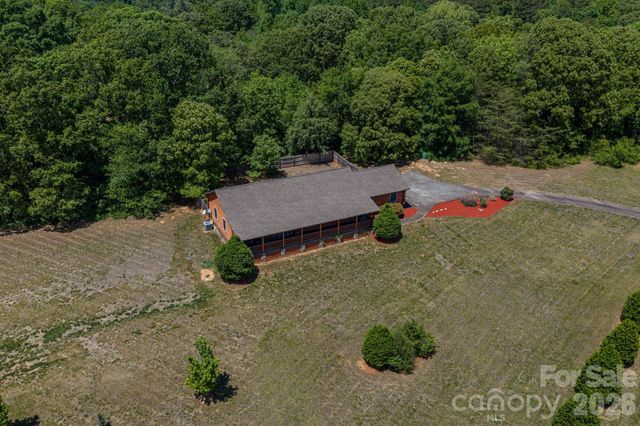 170 Countrytyme Lane, Iron Station, NC 28080