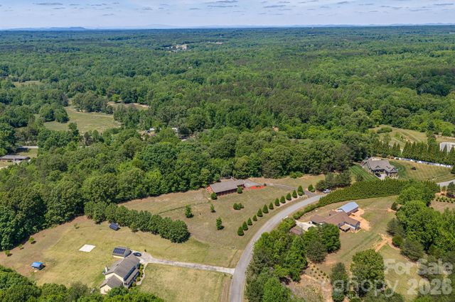 170 Countrytyme Lane, Iron Station, NC 28080