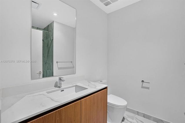1400 Biscayne Boulevard 1605, Miami, FL 33132