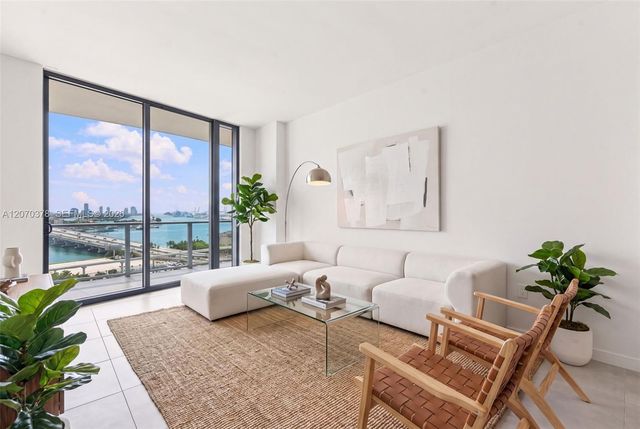 1400 Biscayne Boulevard 1605, Miami, FL 33132