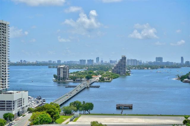 1400 Biscayne Boulevard 1605, Miami, FL 33132