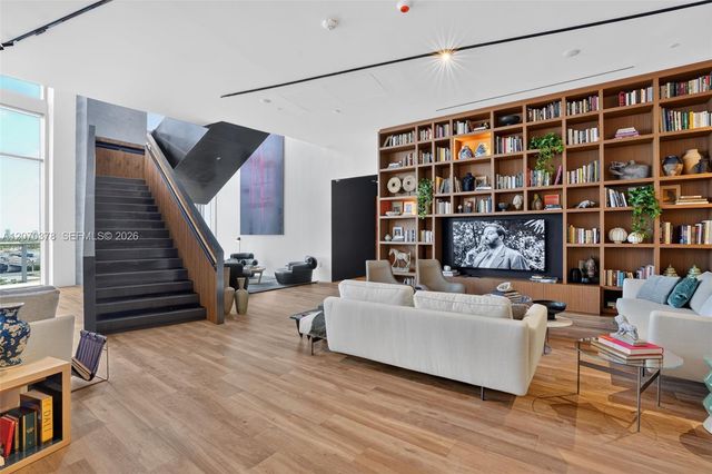 1400 Biscayne Boulevard 1605, Miami, FL 33132