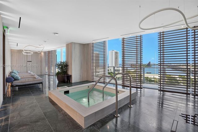 1400 Biscayne Boulevard 1605, Miami, FL 33132