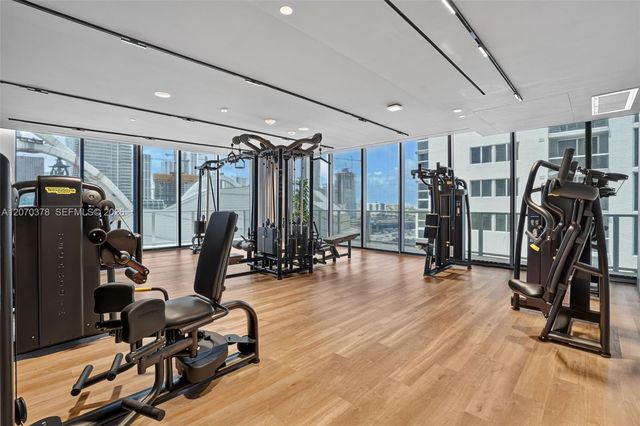 1400 Biscayne Boulevard 1605, Miami, FL 33132