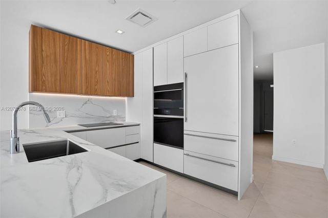 1400 Biscayne Boulevard 1605, Miami, FL 33132