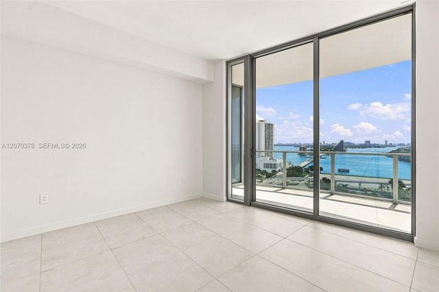 1400 Biscayne Boulevard 1605, Miami, FL 33132