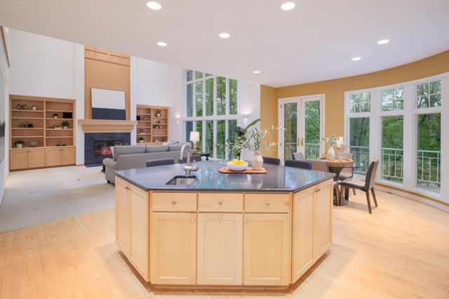 14898 Boulder Pointe Road, Eden Prairie, MN 55347