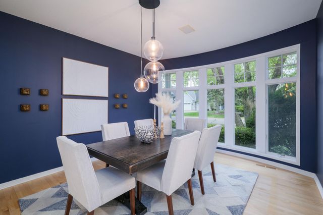 14898 Boulder Pointe Road, Eden Prairie, MN 55347