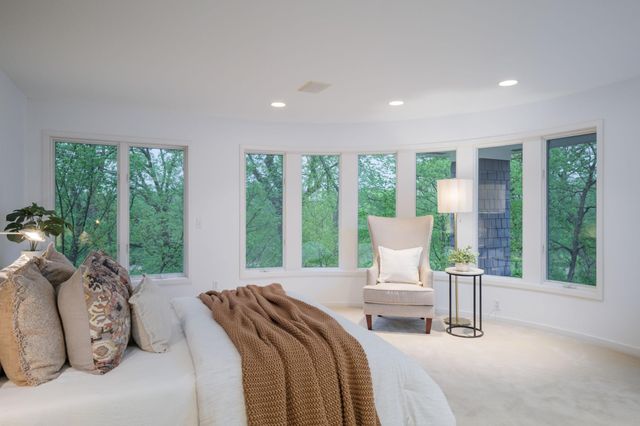 14898 Boulder Pointe Road, Eden Prairie, MN 55347