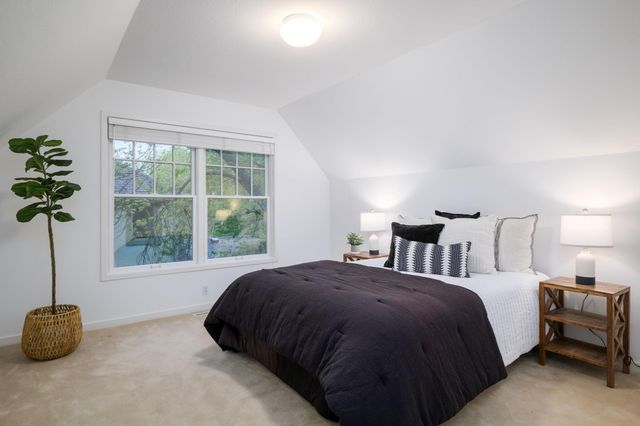 14898 Boulder Pointe Road, Eden Prairie, MN 55347