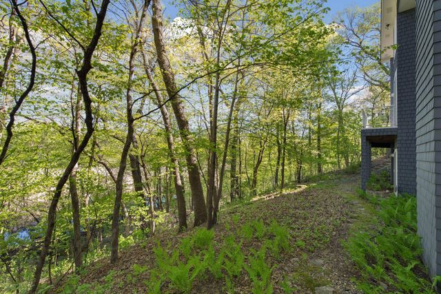 14898 Boulder Pointe Road, Eden Prairie, MN 55347