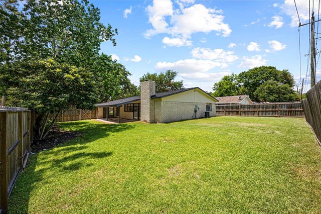 2002 Eastfield Circle, Missouri City, TX 77459