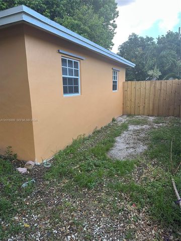 4141 SW 32nd Dr, West Park, FL 33023