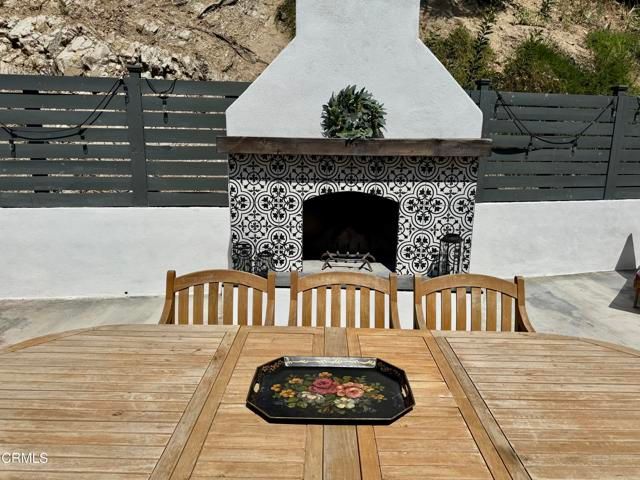 2013 El Vista Court, Glendale, CA 91208