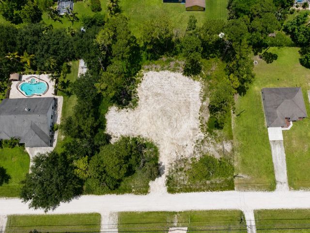 13841 76th Road N, The Acreage, FL 33412