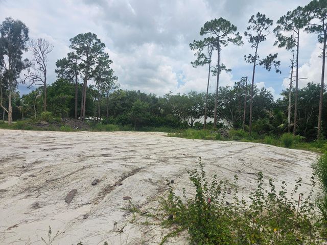 13841 76th Road N, The Acreage, FL 33412