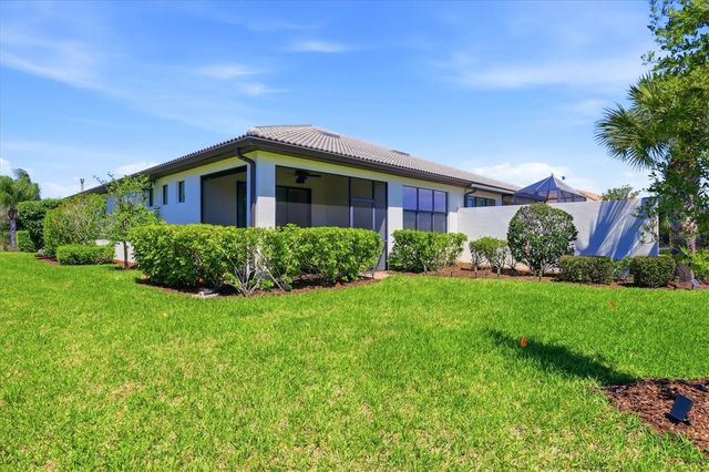 17039 HAMPTON FALLS TERRACE, Bradenton, FL 34202