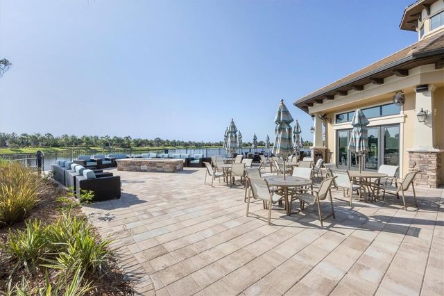 17039 HAMPTON FALLS TERRACE, Bradenton, FL 34202