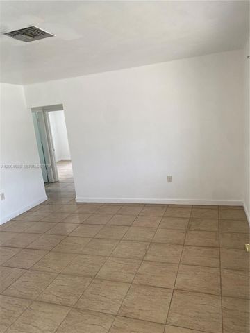 14315 NW 12th Ave, Miami, FL 33168