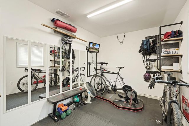 2202 N Stockton St, Stockton, CA 95204