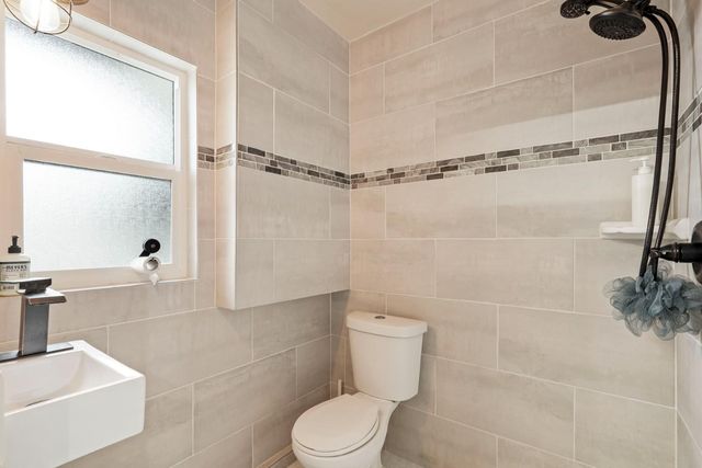 2202 N Stockton St, Stockton, CA 95204