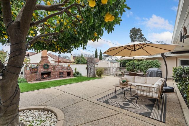 2202 N Stockton St, Stockton, CA 95204