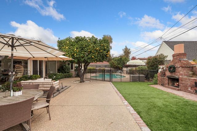 2202 N Stockton St, Stockton, CA 95204