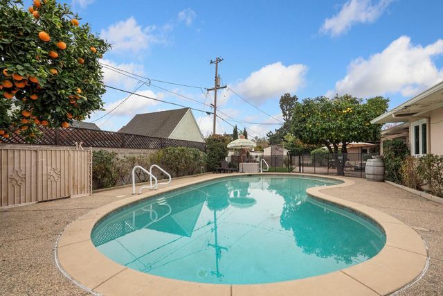 2202 N Stockton St, Stockton, CA 95204